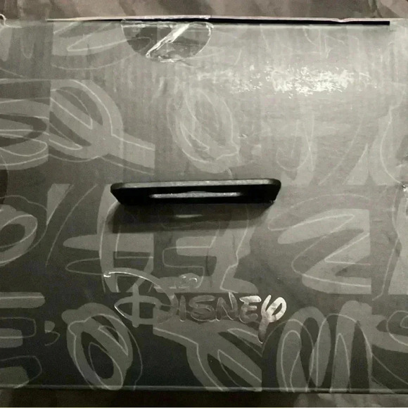 Disney Elsa Humidifier With Speaker NEW - Picture 3 of 5